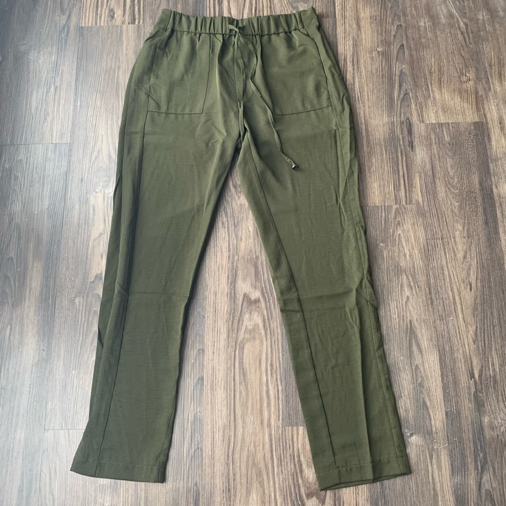 Our Heritage NWT Green Jogger Pants